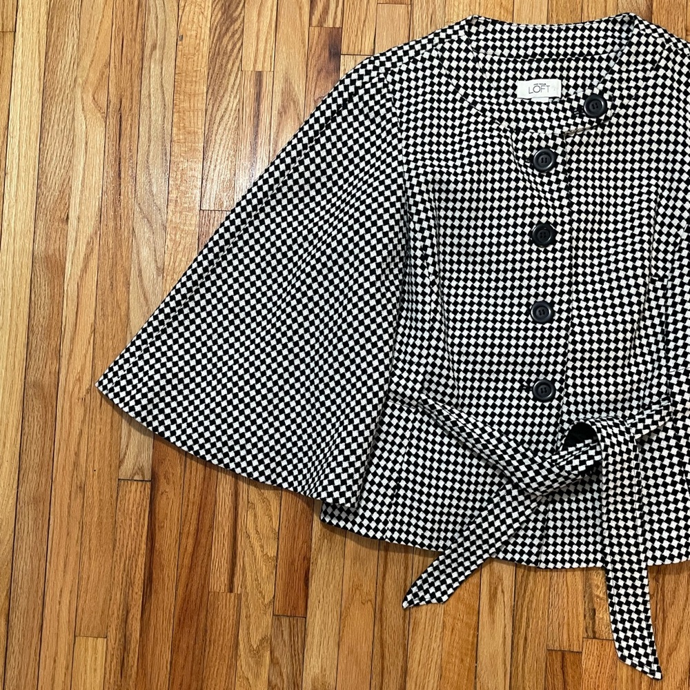 Black & White Checkered Cape Jacket - Picture 2 of 10